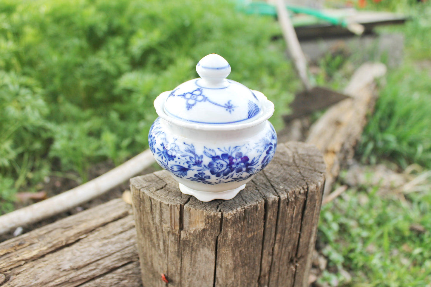 Vintage German Porcelain Sugar Bowl – Seltmann Weiden "Theresia Heimatland" – Blue Floral Bavaria West Germany