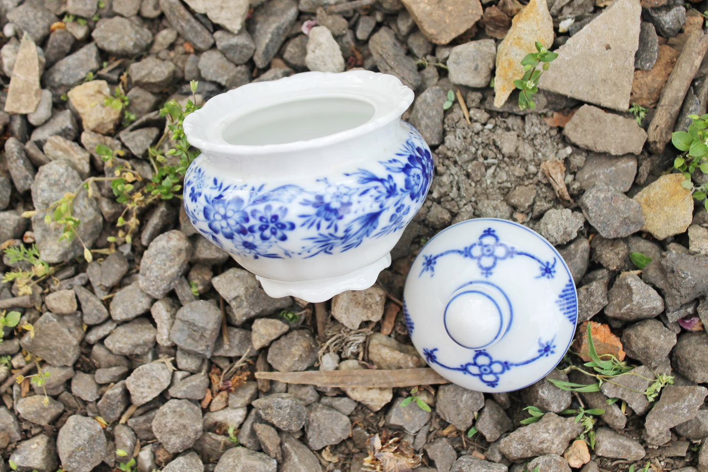 Vintage German Porcelain Sugar Bowl – Seltmann Weiden "Theresia Heimatland" – Blue Floral Bavaria West Germany