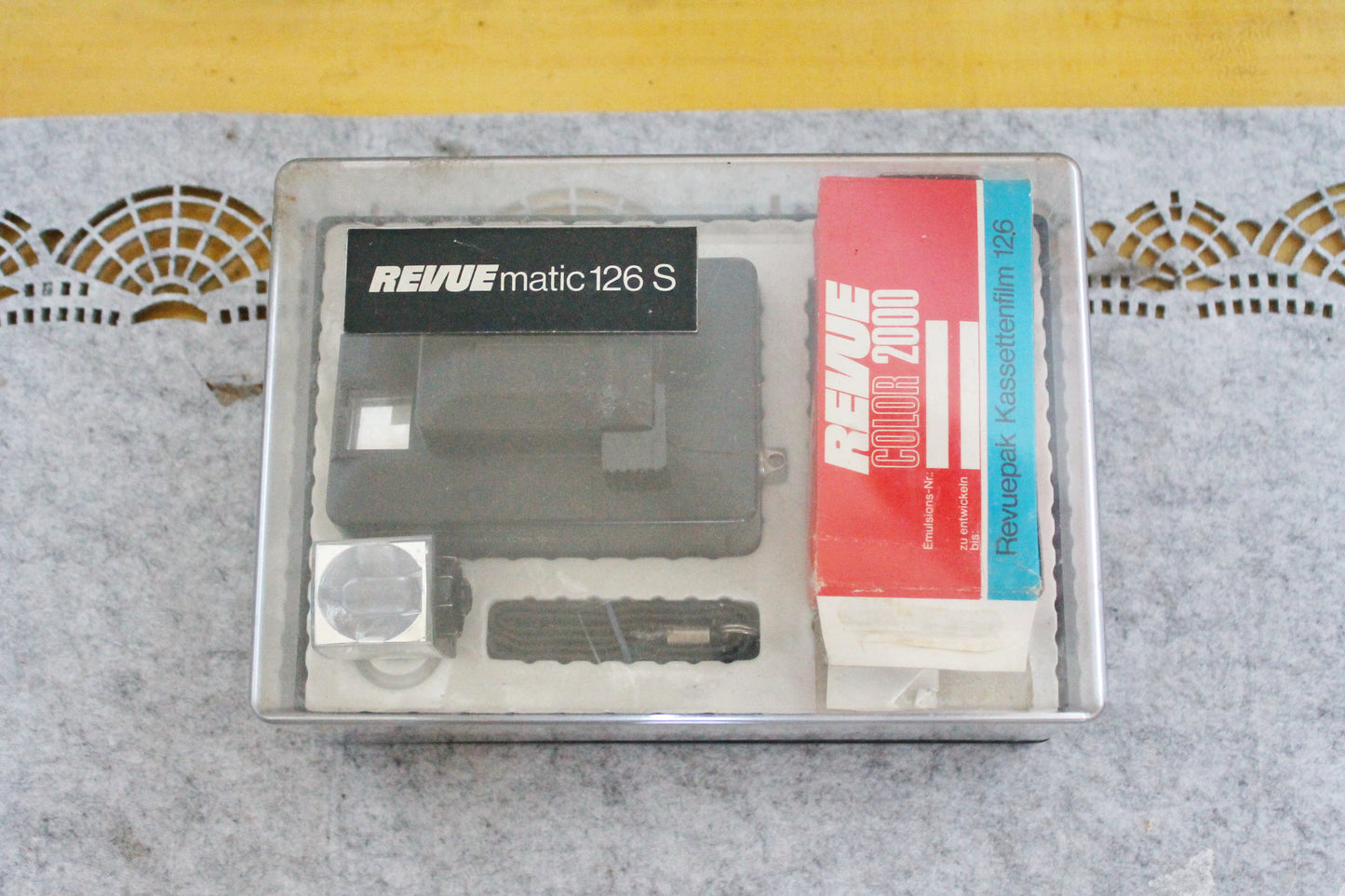 Vintage REVUEmatic 126 S Camera Set | 1970s 126 Film Camera in Original Box | Retro Photography Collector's Gift