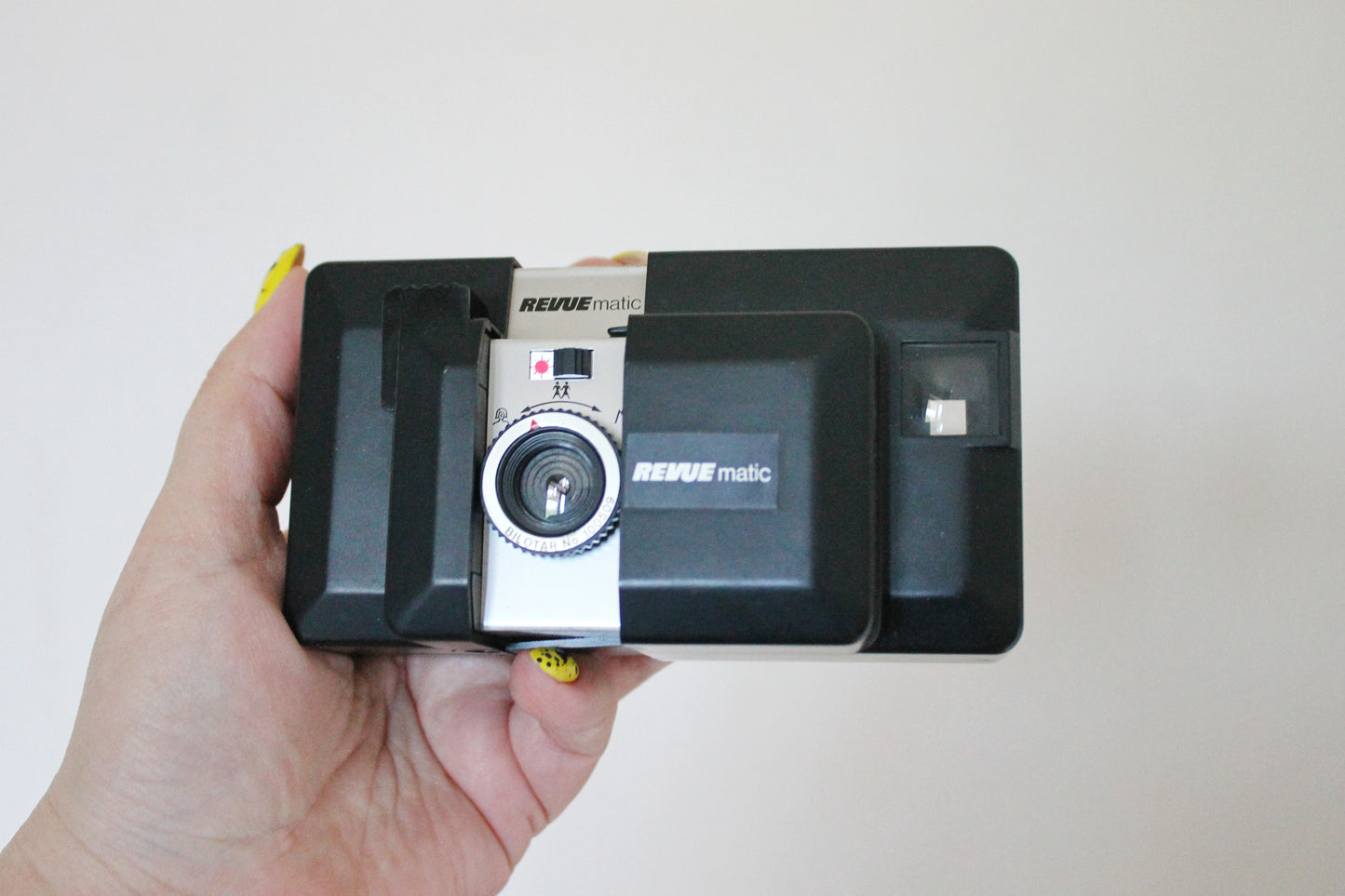 Vintage REVUEmatic 126 S Camera Set | 1970s 126 Film Camera in Original Box | Retro Photography Collector's Gift