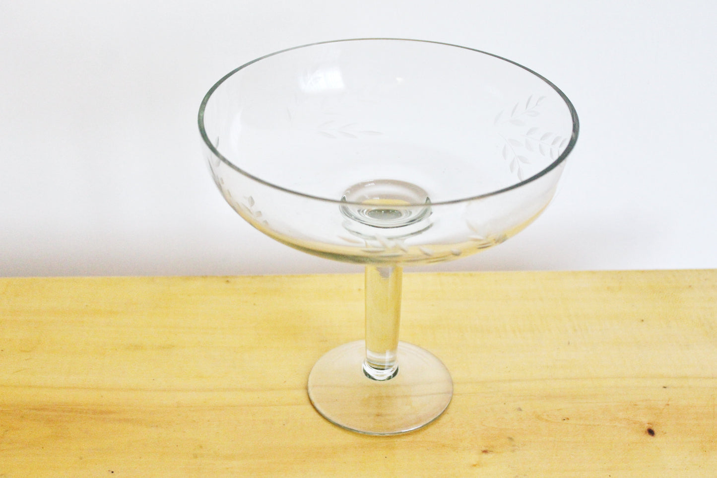 Vintage clear candy/fruit Glass bowl - 7.5 inches - Vase for candies - Tableware USSR kitchen - 1960s