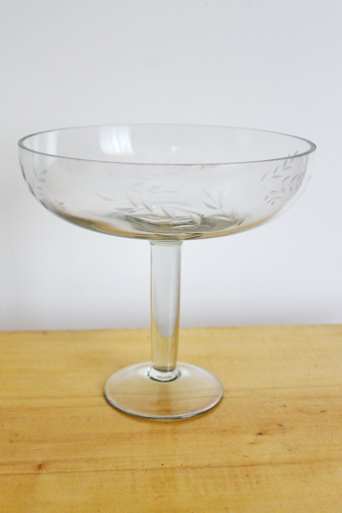 Vintage clear candy/fruit Glass bowl - 7.5 inches - Vase for candies - Tableware USSR kitchen - 1960s