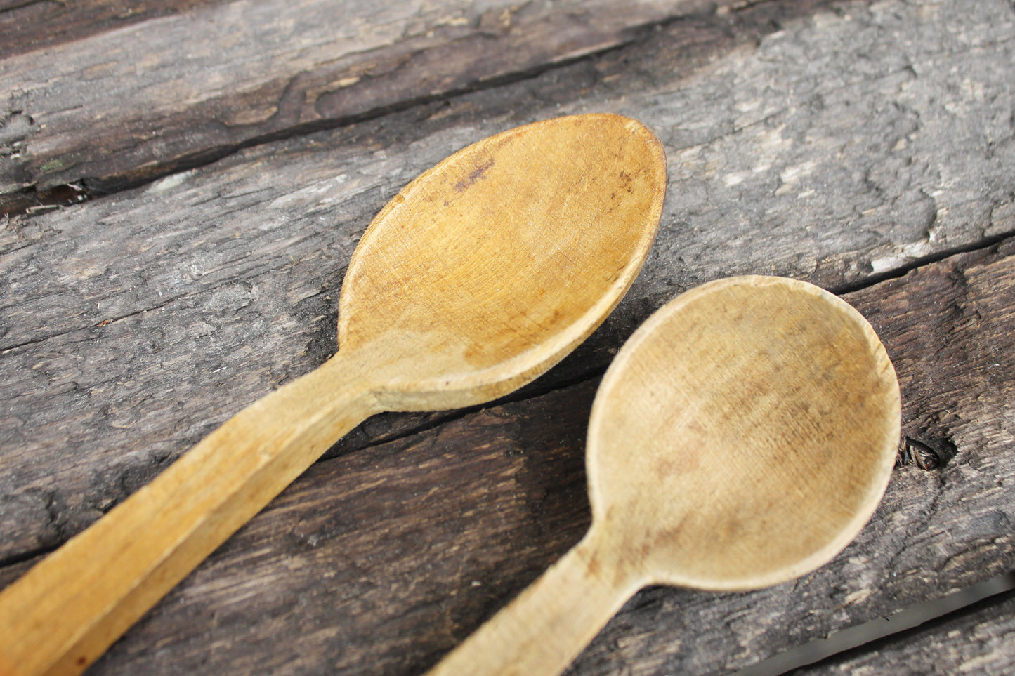 Set of 2 Vintage used Ukrainain wooden spoons. Kitchen decor. USSR vintage spoons - 1960s