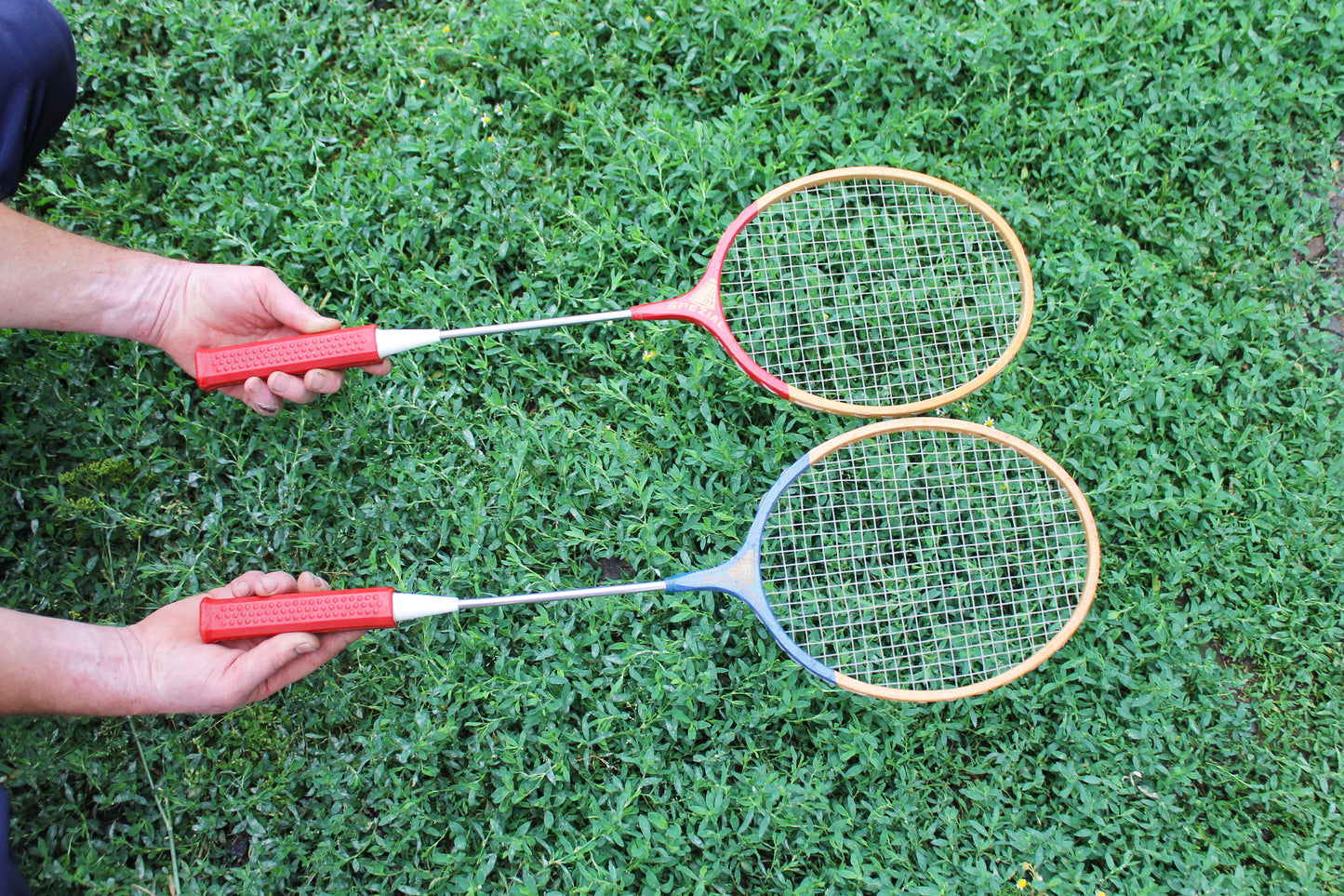 Vintage Soviet Kids' Badminton Rackets – Set of 2 – Red & Blue – USSR Sports Toy – 1980s Children's Sports Equipment