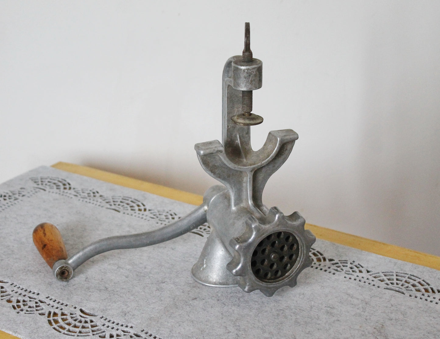 Vintage Soviet Meat Grinder – Manual Cast Aluminum Mincer with Wooden Handle – USSR Kitchen Tool – Rustic Food Prep Collectible - 1960
