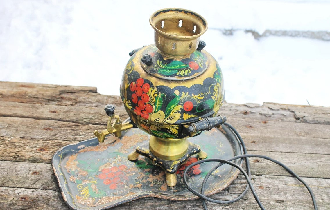 Vintage USSR samovar 15 inches -Soviet vintage copper samovar on a tray - hand painted teapot - hand painted samovar - USSR kitchen - Soviet home decor