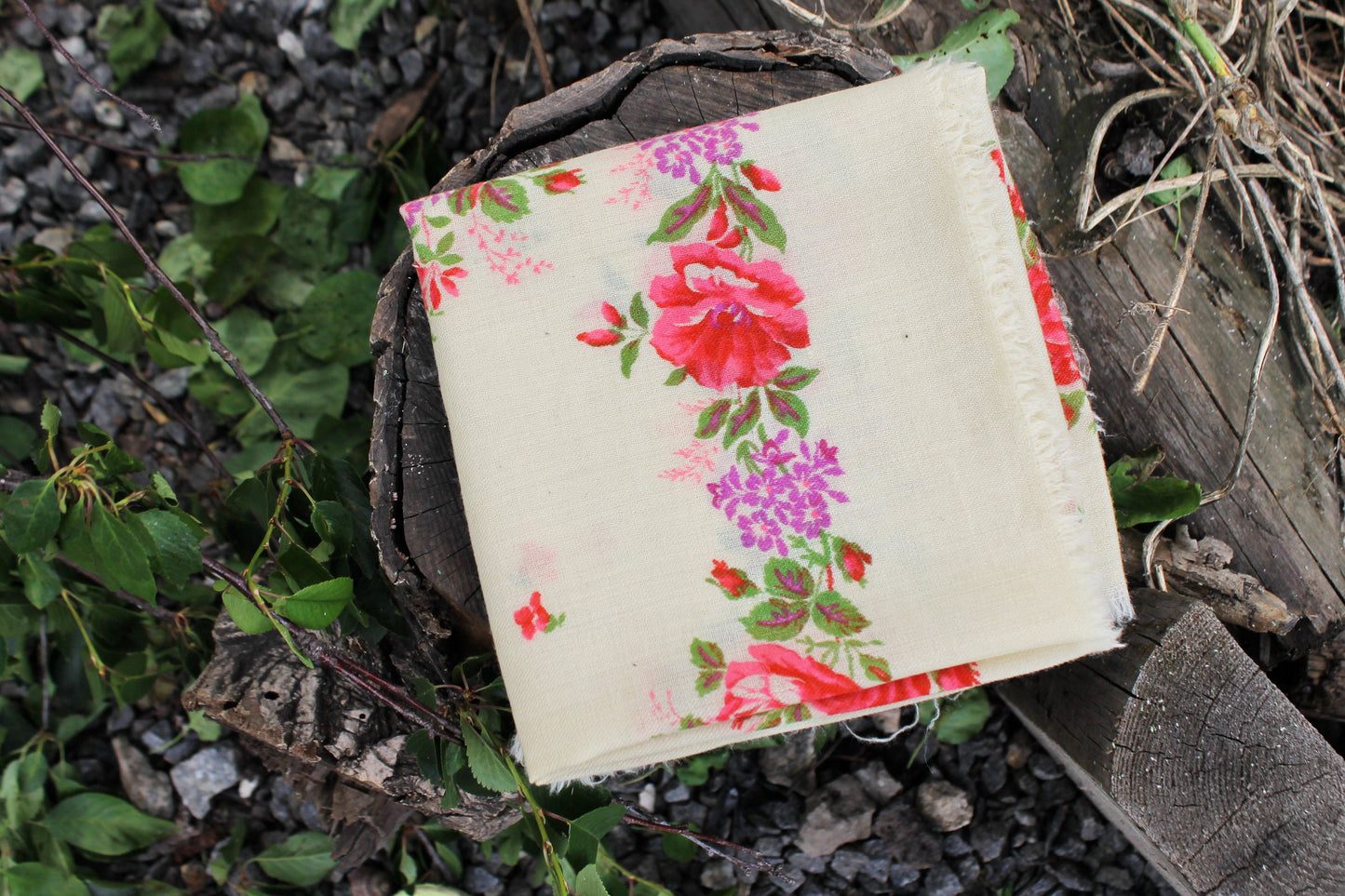 Beautiful floral head scarf 32 inches - Soviet vintage- made in USSR - Babushka's head scarf - 1970s - Gypsy Shawl - Ethnic Scarf