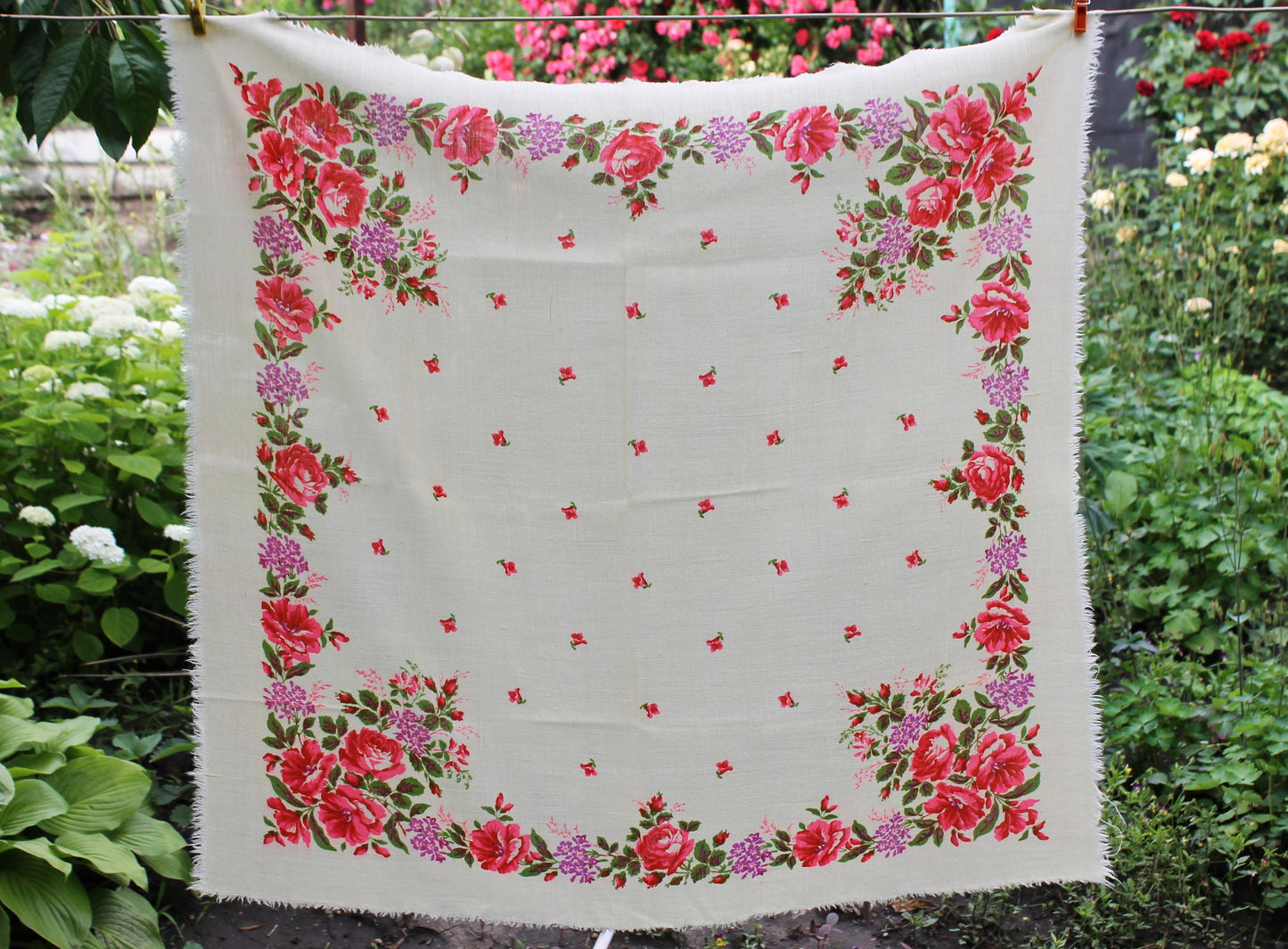 Beautiful floral head scarf 32 inches - Soviet vintage- made in USSR - Babushka's head scarf - 1970s - Gypsy Shawl - Ethnic Scarf