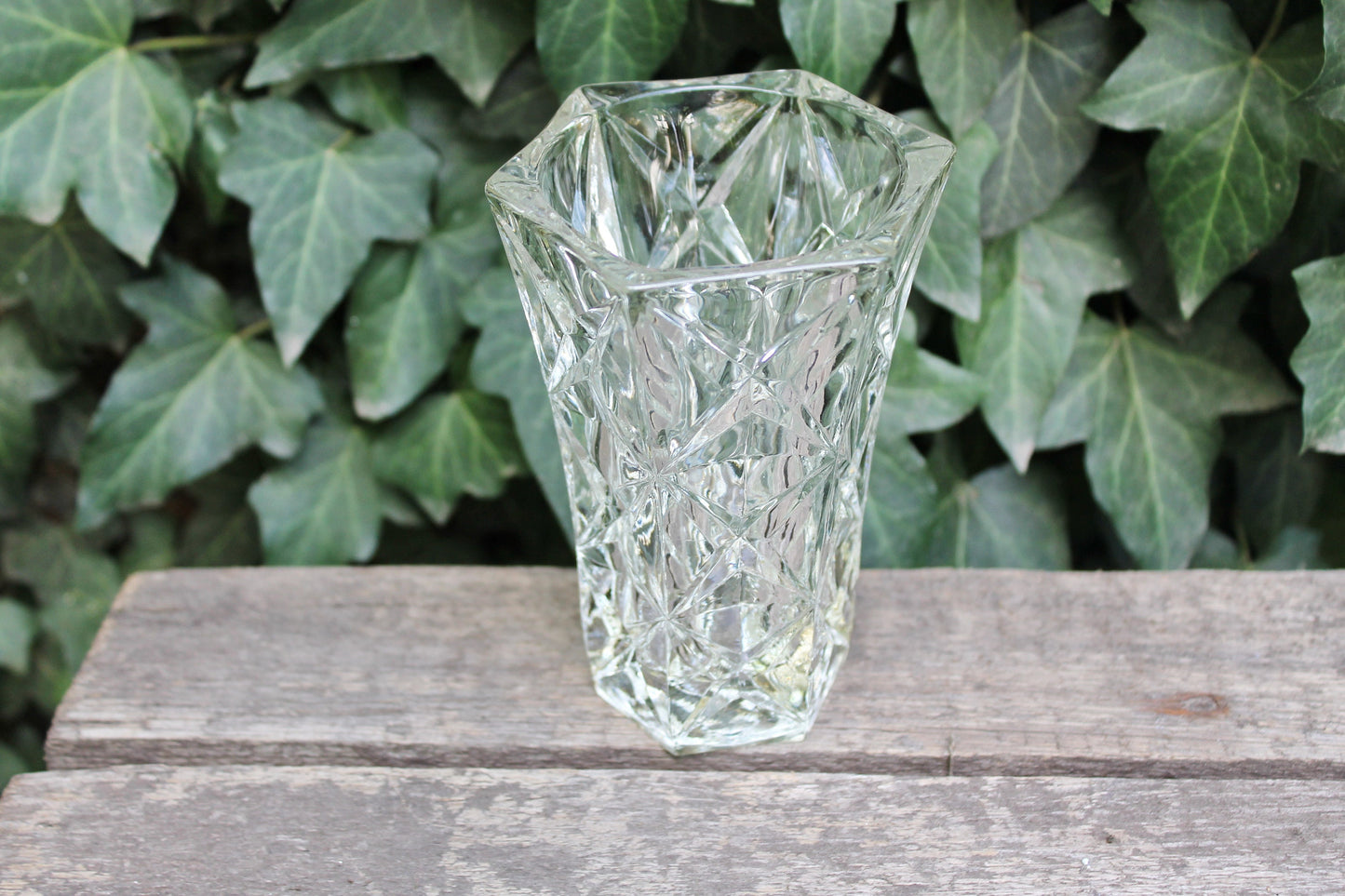 Small vintage glass vase - USSR beautiful vintage vase - soviet small vase - home decor vase - 1980s