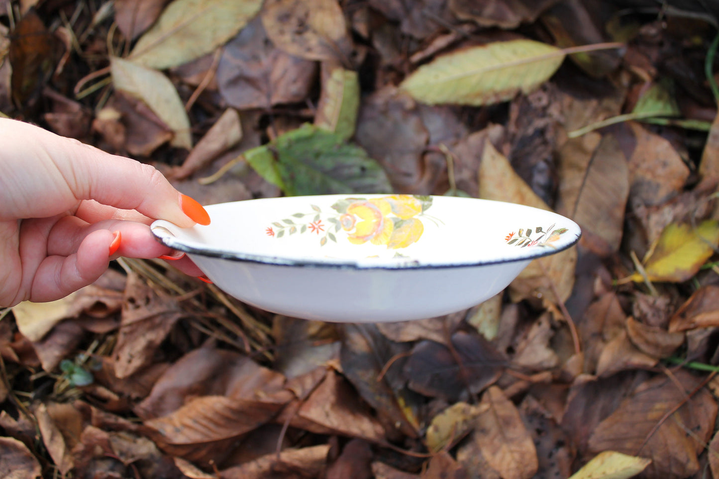 Enamel metal vintage bowl with some yellow flowers 6.9 inches - USSR vintage bowl - made of enamel metal - 1970s