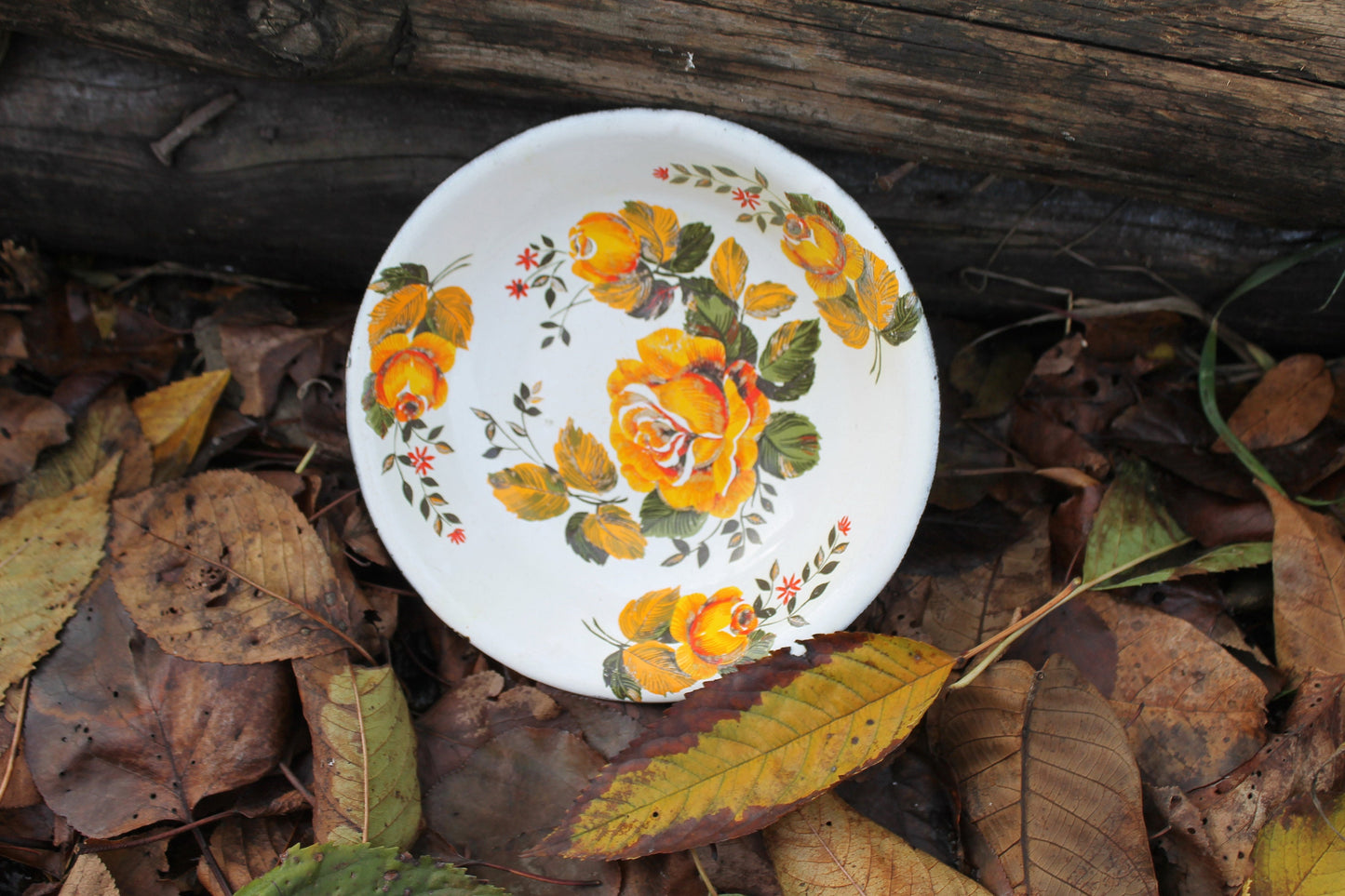 Enamel metal vintage bowl with some yellow flowers 6.9 inches - USSR vintage bowl - made of enamel metal - 1970s