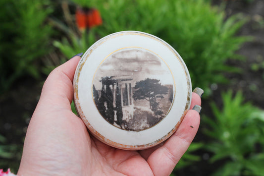 Porcelain round jewelry box - Porcelain box decorated by rotunda and some southern tree - 1970s - from USSR Ukraine