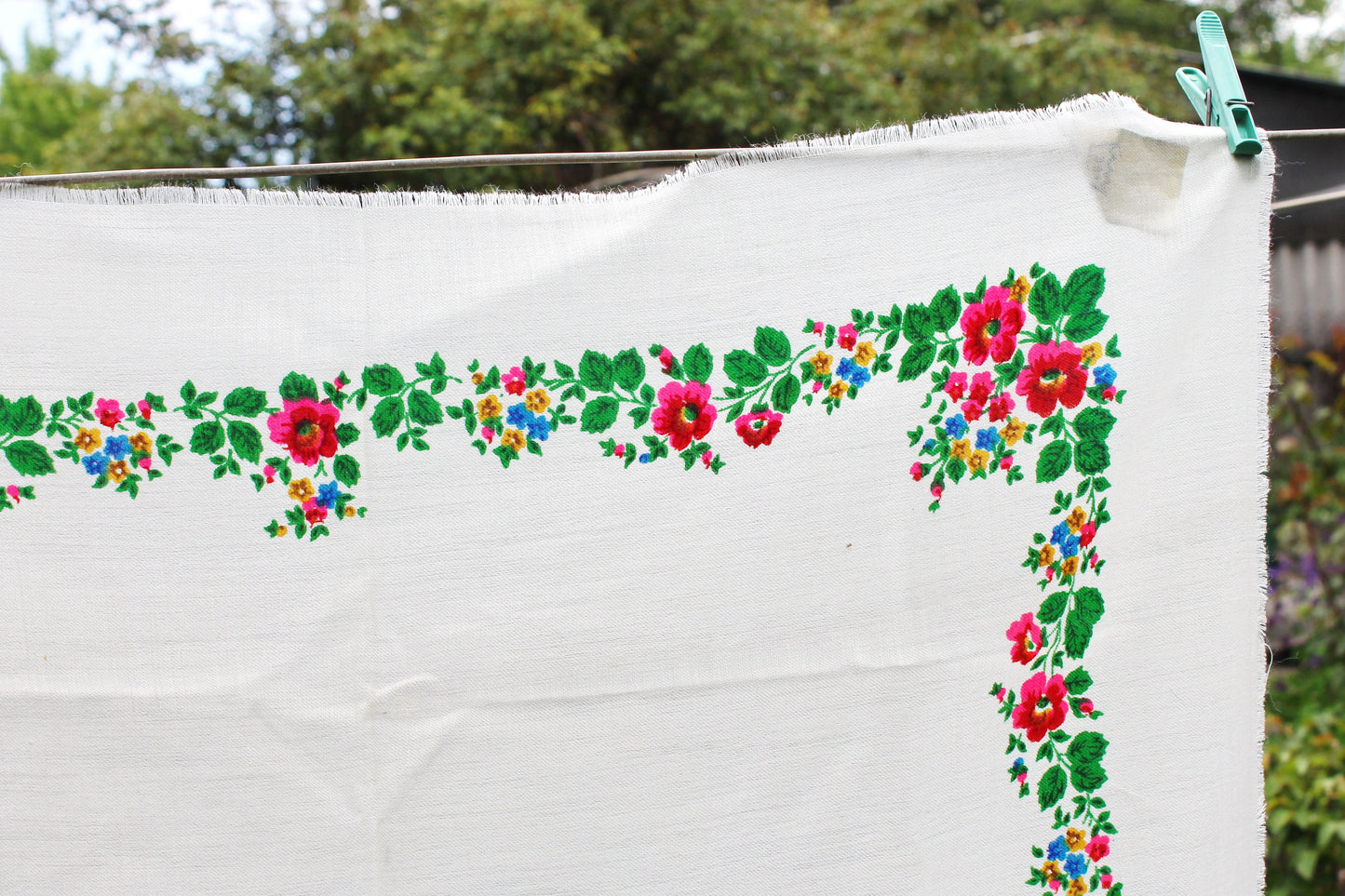 Beautiful floral beige wool head scarf - 28 inch - Soviet vintage-made in USSR - Babushka's head scarf - 1970s - Gypsy Shawl, Ethnic Scarf