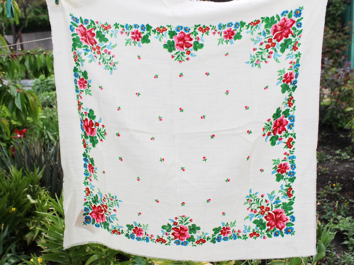 Beautiful unused floral wool head scarf - 33 inch - Soviet vintage-made in USSR - 1970s - Gypsy Shawl, Ethnic Scarf-1