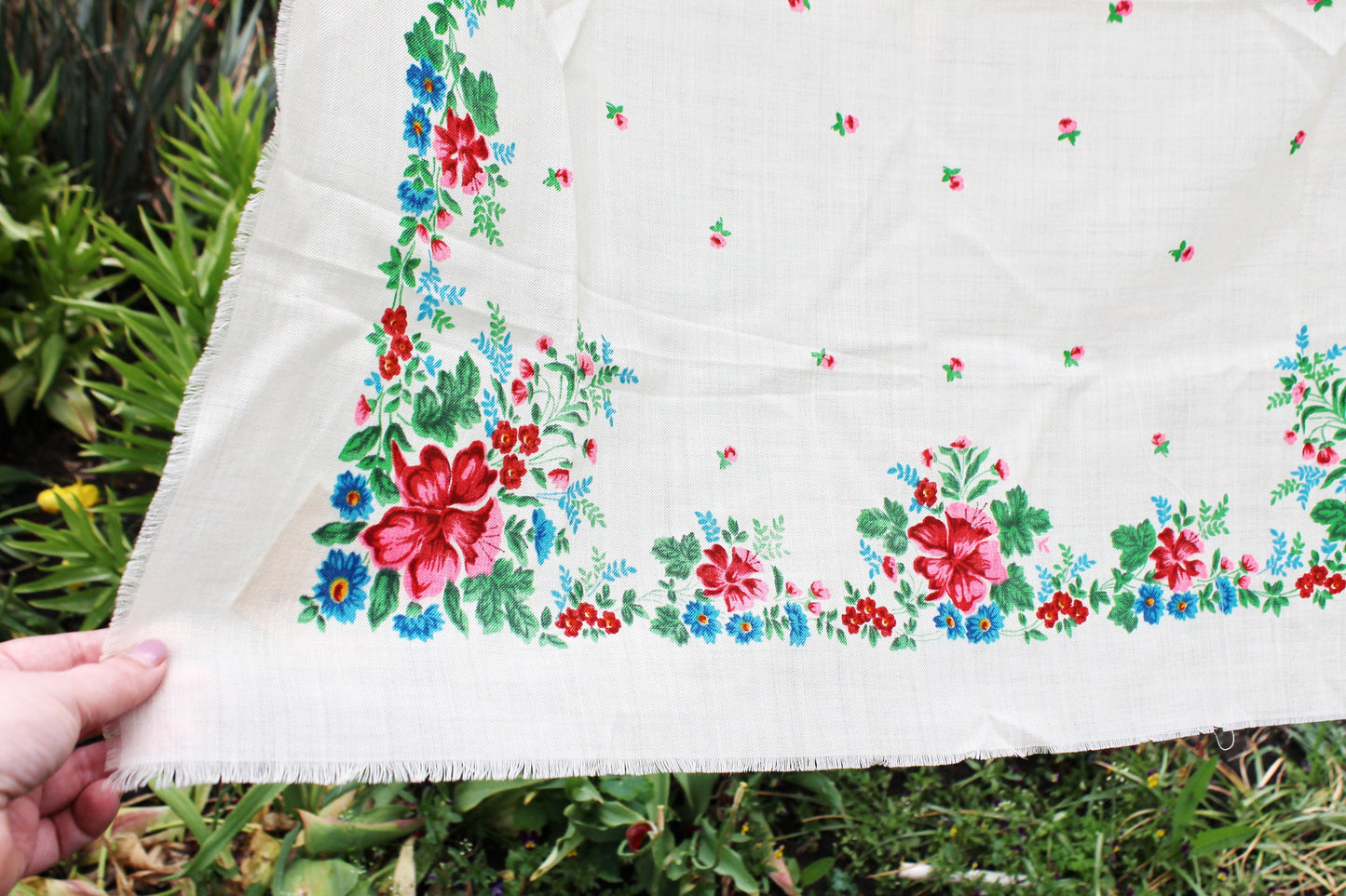 Beautiful unused floral wool head scarf - 33 inch - Soviet vintage-made in USSR - 1970s - Gypsy Shawl, Ethnic Scarf-1
