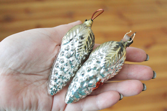 Set of two Pine Cones Christmas tree decoration toy 3.5 inches - Soviet vintage - Christmas - New Year Glass Ornament, Made in USSR - 1970s