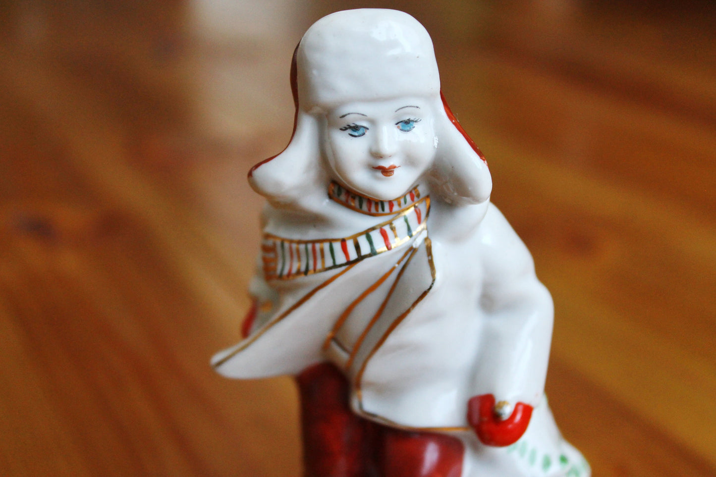 Vintage porcelain - Little skier - Ukrainian vintage - Ukrainain porcelain - Home decor - hand painted - made in USSR Ukraine