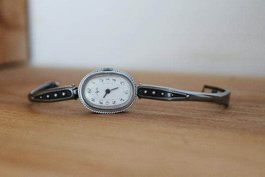 Vintage mechanical women wrist watch "Luch" - ussr vintage - working vintage watch - 1980s