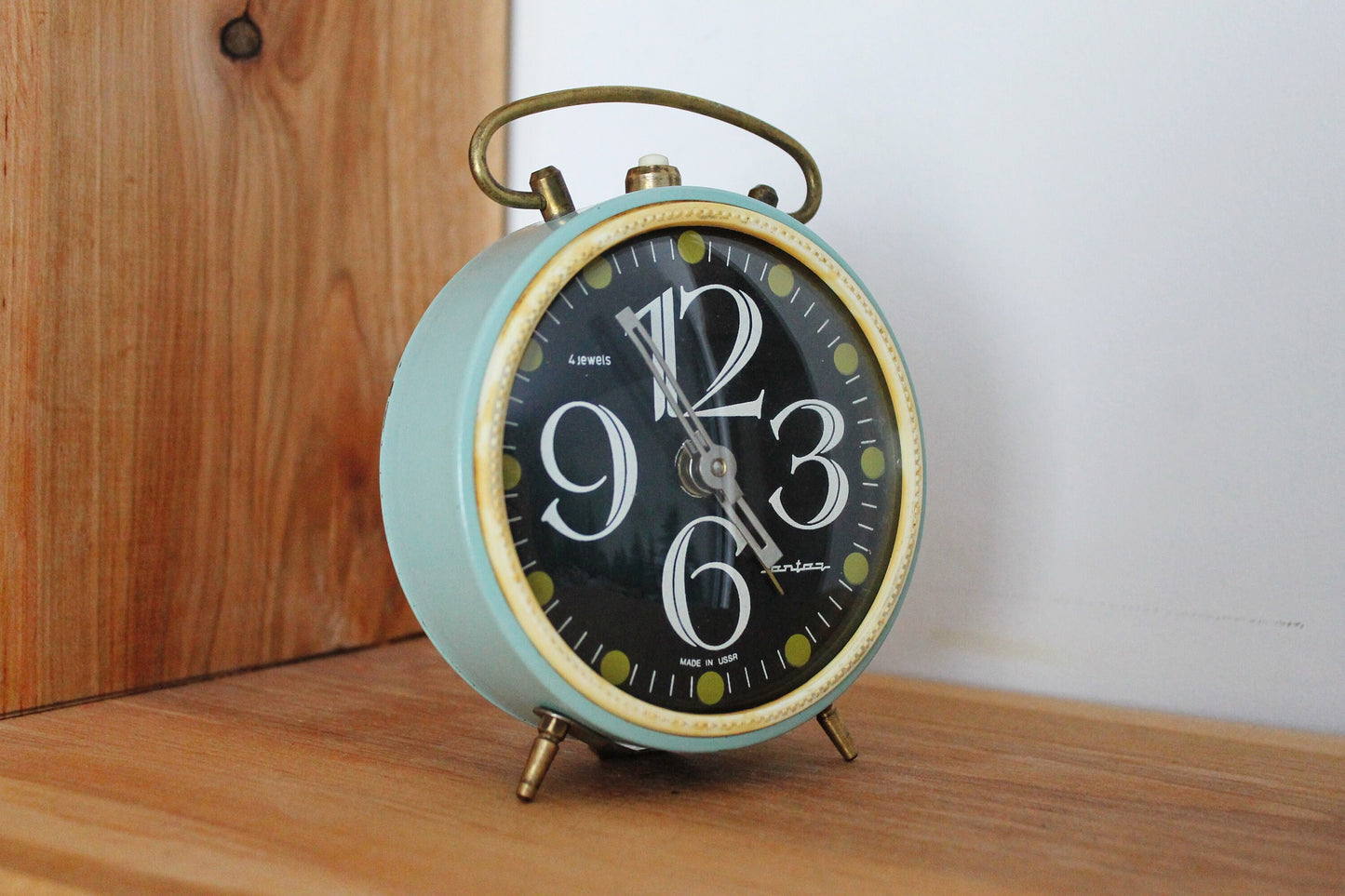 Shabby chic Jantar Alarm clock - Soviet clock 'Jantar' - Made in USSR - Vintage Alarm Clock - Working