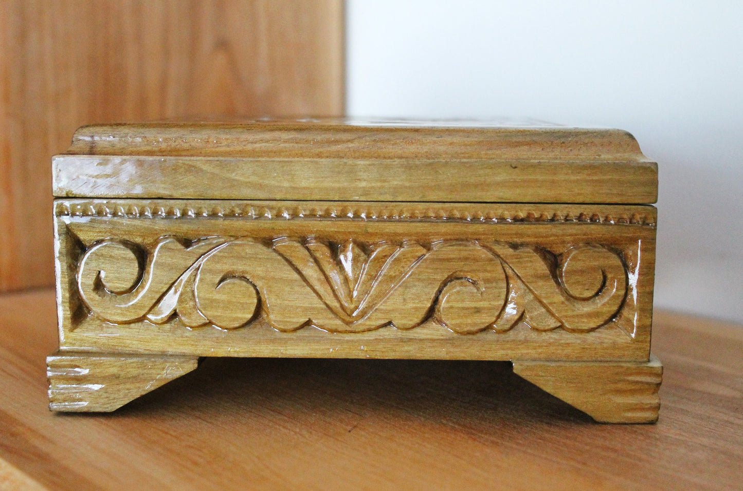 Vintage carved lacquer wooden box - made in Ukraine vintage jewelry box - 1970s