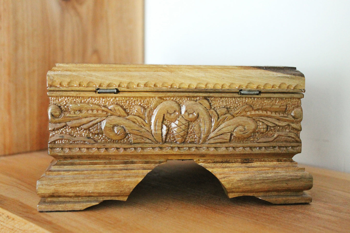 Vintage carved lacquer wooden box - made in Ukraine USSR vintage jewelry box - 1970s