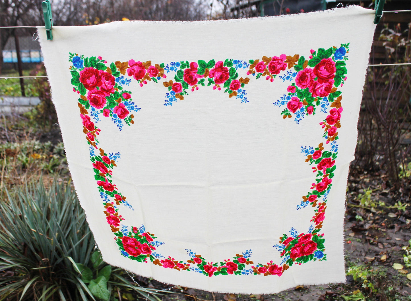 Beautiful unused roses wool head scarf - 30 inch - Soviet vintage-made in USSR - Babushka's head scarf - 1970s - Gypsy Shawl, Ethnic Scarf