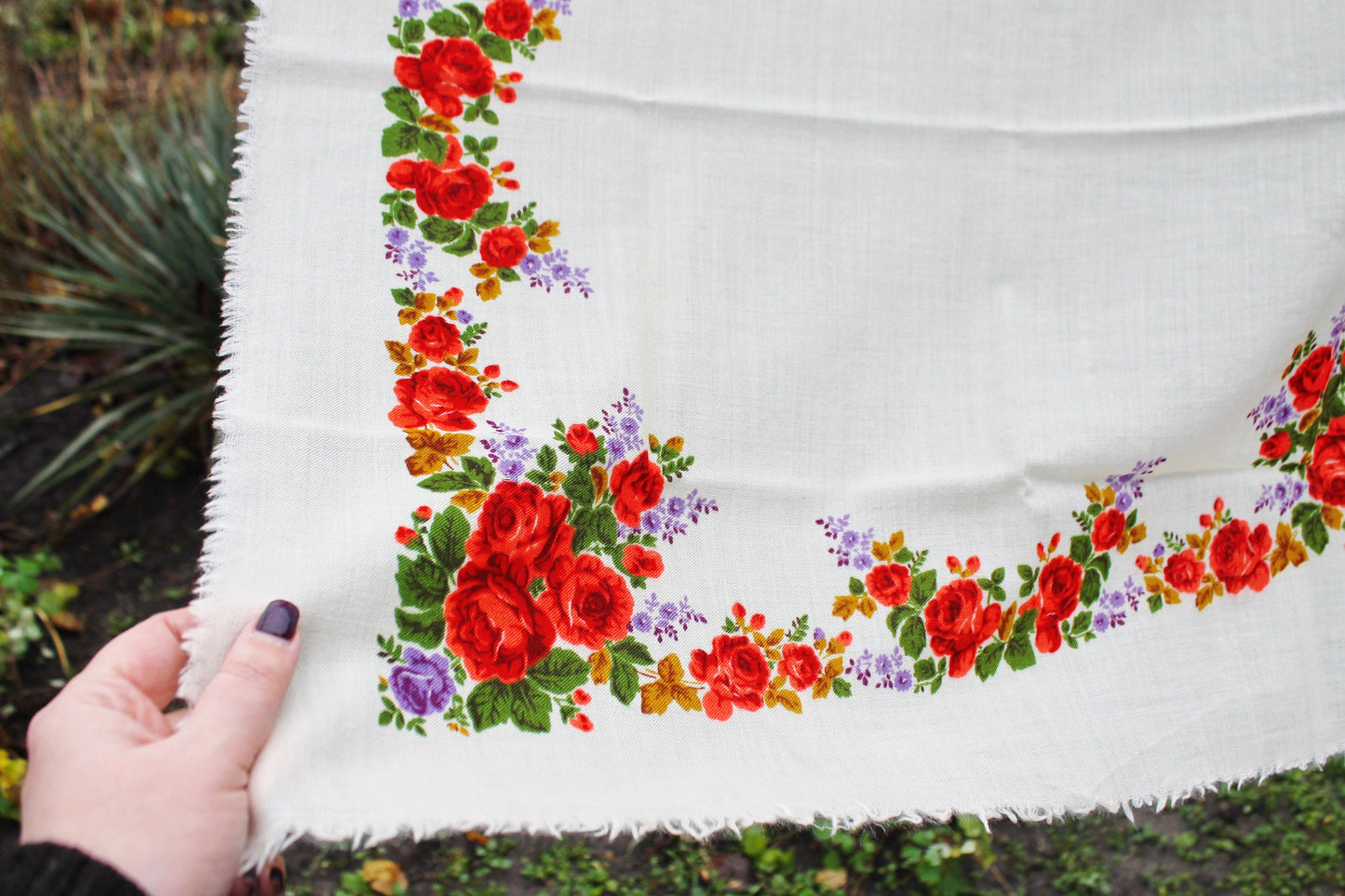 Beautiful roses wool head scarf with purple flowers - 28 inch - Soviet vintage-made in USSR - Babushka's head scarf - 1970s