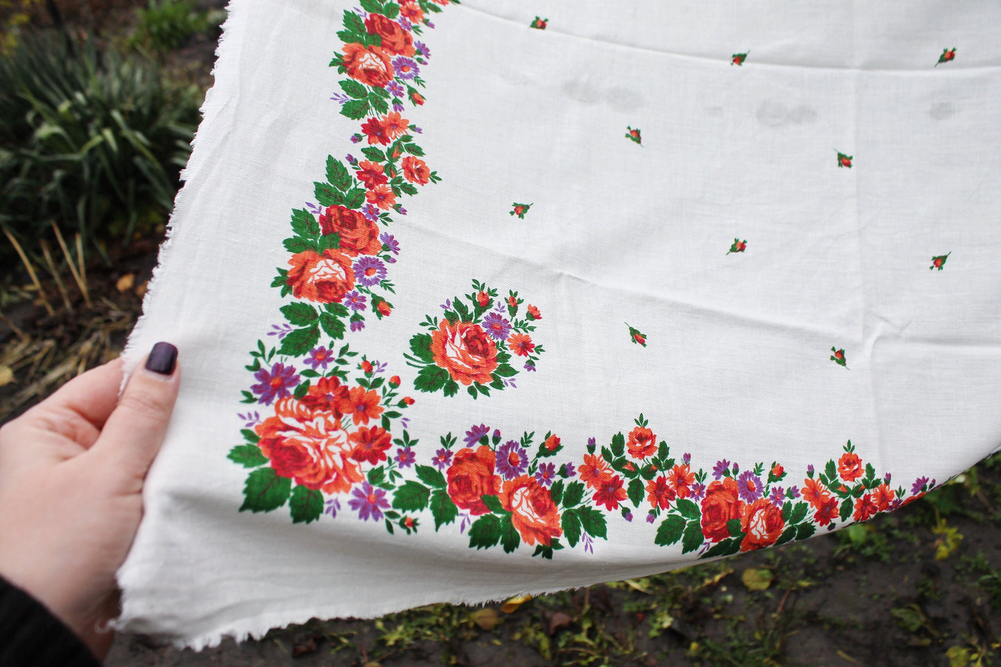 Beautiful roses cotton head scarf - 37 inch - Soviet vintage-made in USSR - Babushka's head scarf - 1970s