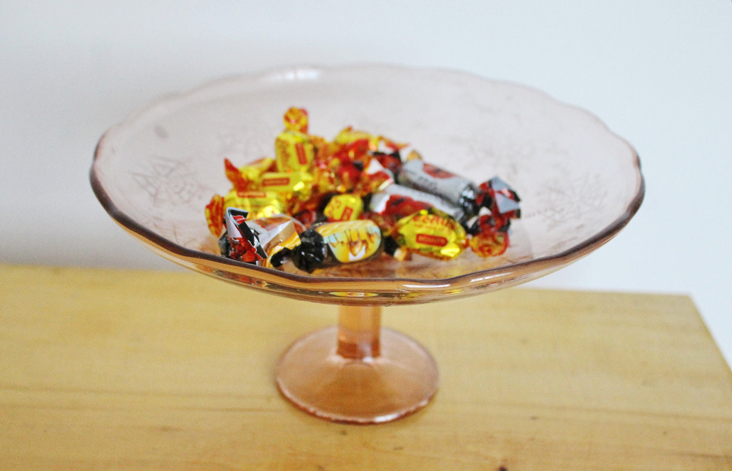 Vintage brown candy/fruit Glass bowl - 9.8 inches - Vase for candies - Tableware USSR kitchen - 1960s