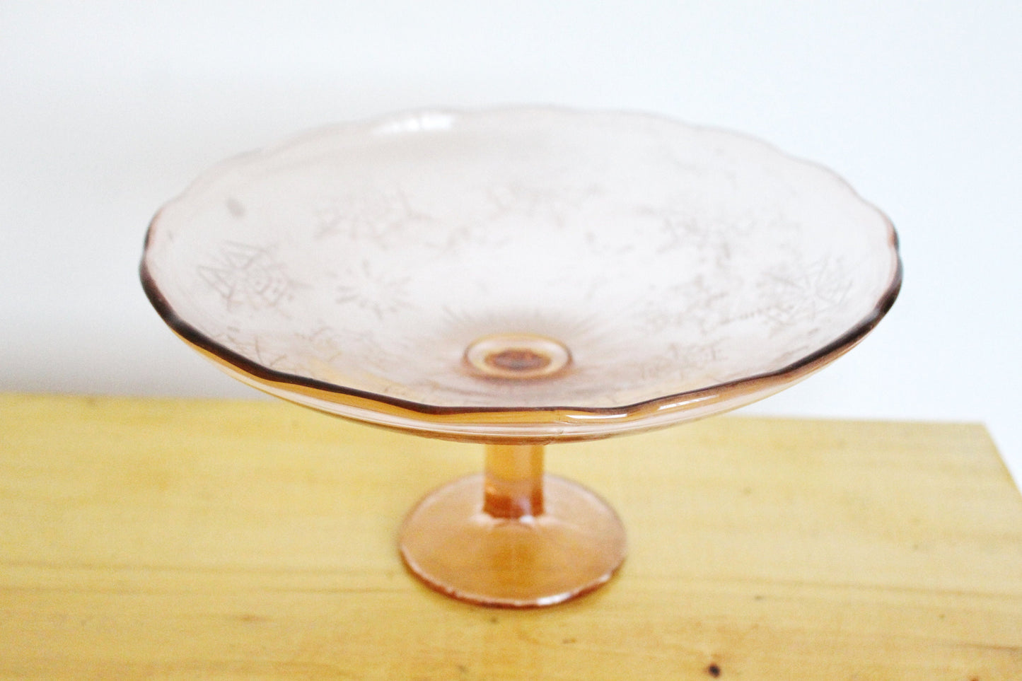 Vintage brown candy/fruit Glass bowl - 9.8 inches - Vase for candies - Tableware USSR kitchen - 1960s