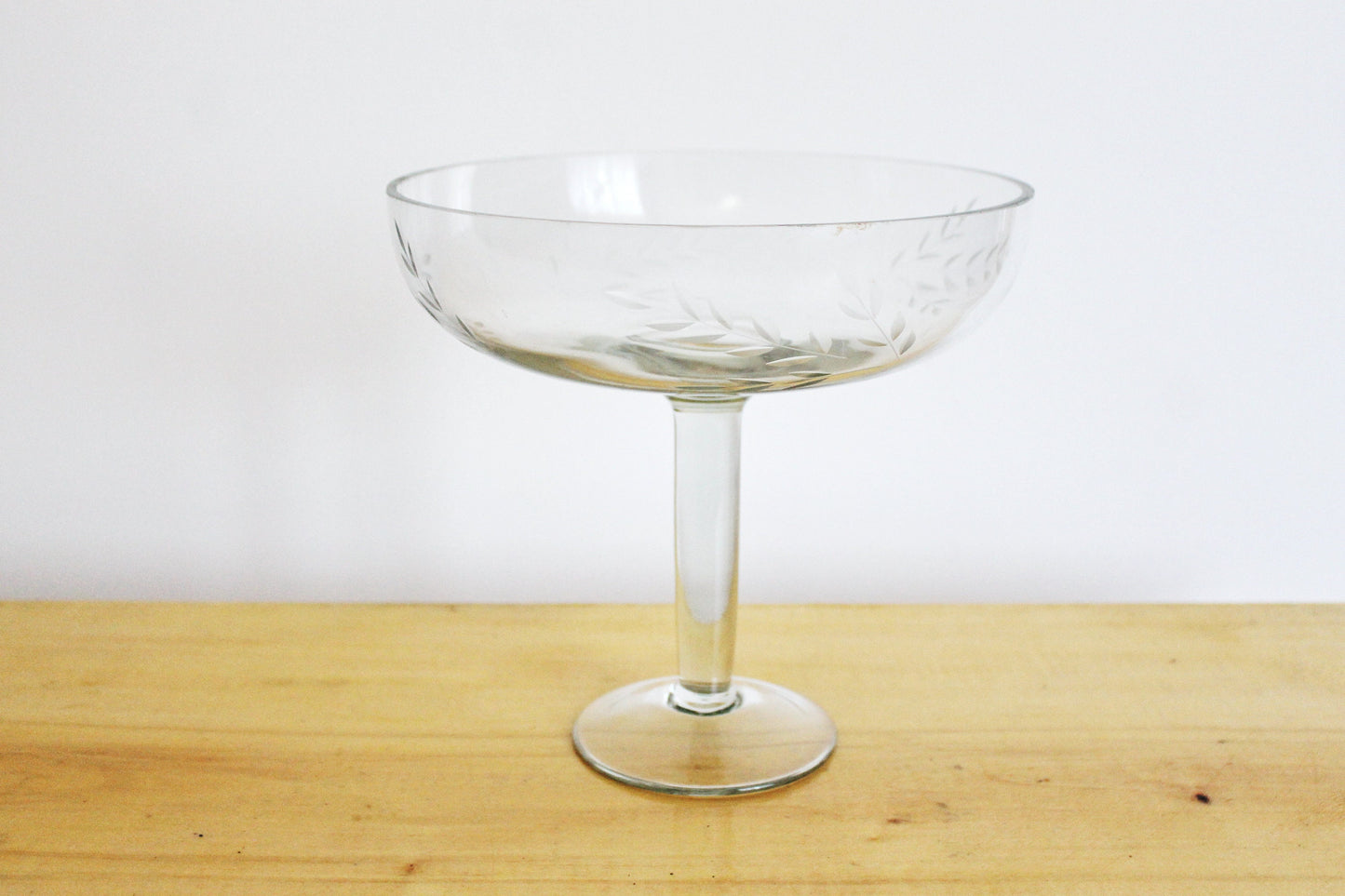 Vintage clear candy/fruit Glass bowl - 7.5 inches - Vase for candies - Tableware USSR kitchen - 1960s
