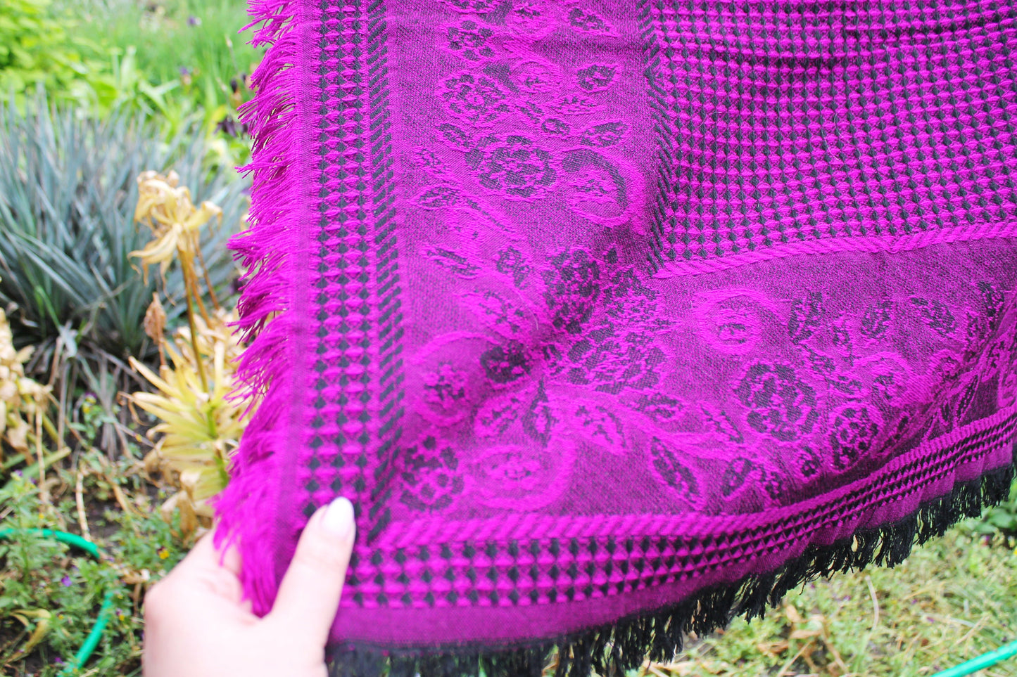 Beautiful purple warm wool head scarf - 32 inch - Soviet vintage-made in USSR - Babushka's head scarf - 1970s - Gypsy Shawl, Ethnic Scarf
