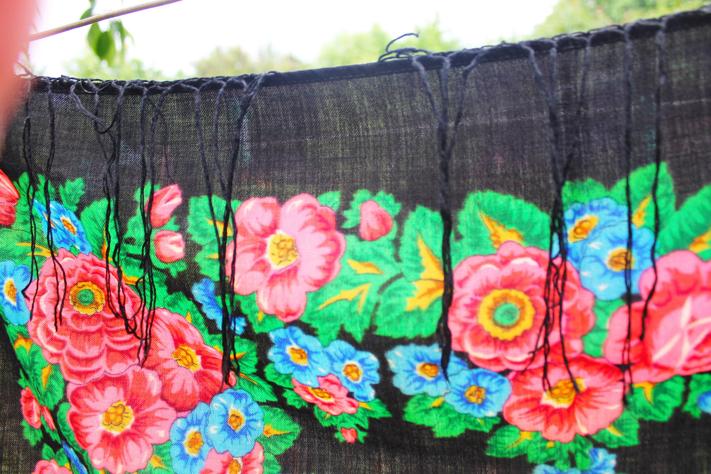 Beautiful floral wool head scarf/shawl 36 inches - made in USSR - Babushka's head scarf - 1970s - Gypsy Shawl - Ethnic Scarf