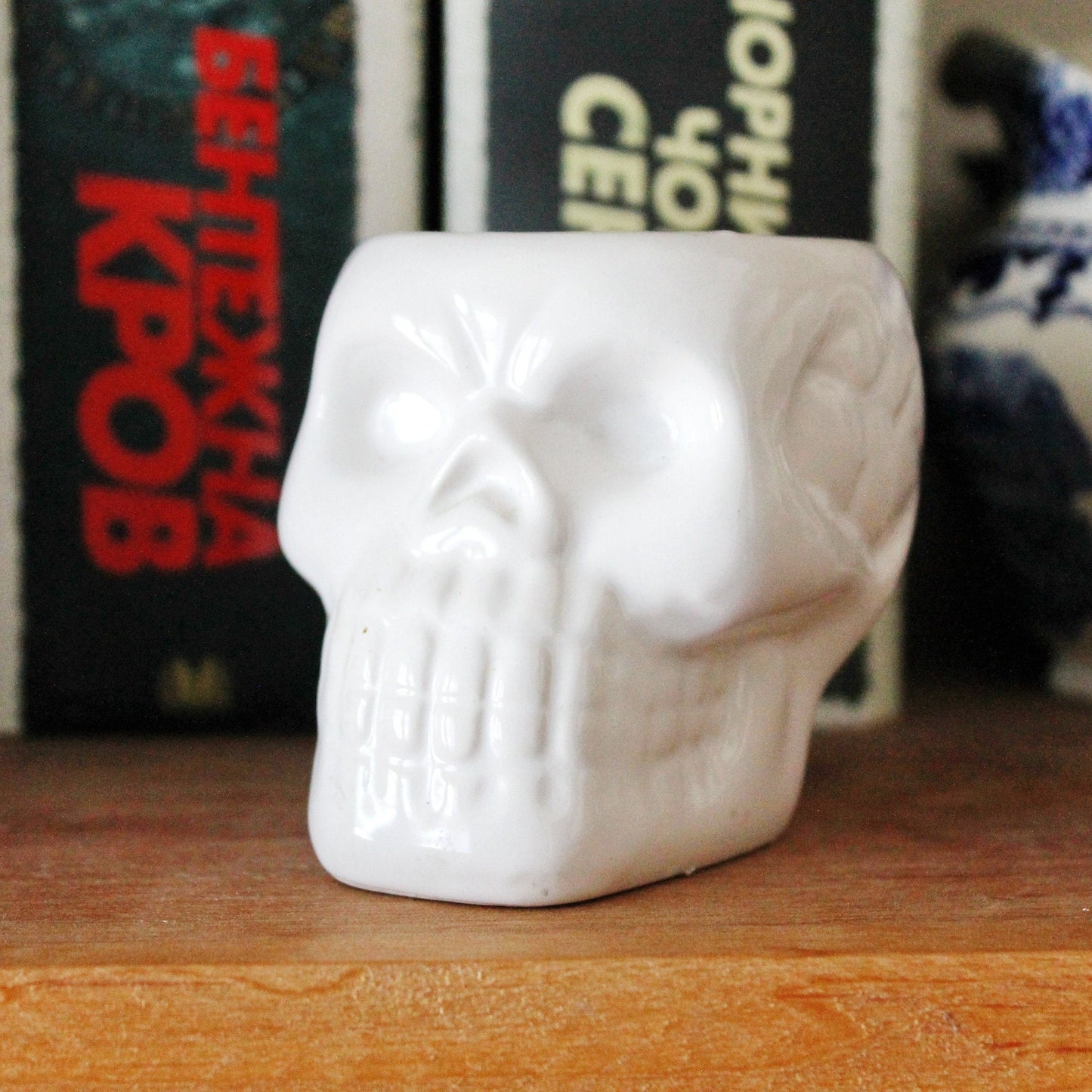 Vintage porcelain small vase, flower pot or ash tray 2.7 inches - made in China - mini vase - 1990-2000s