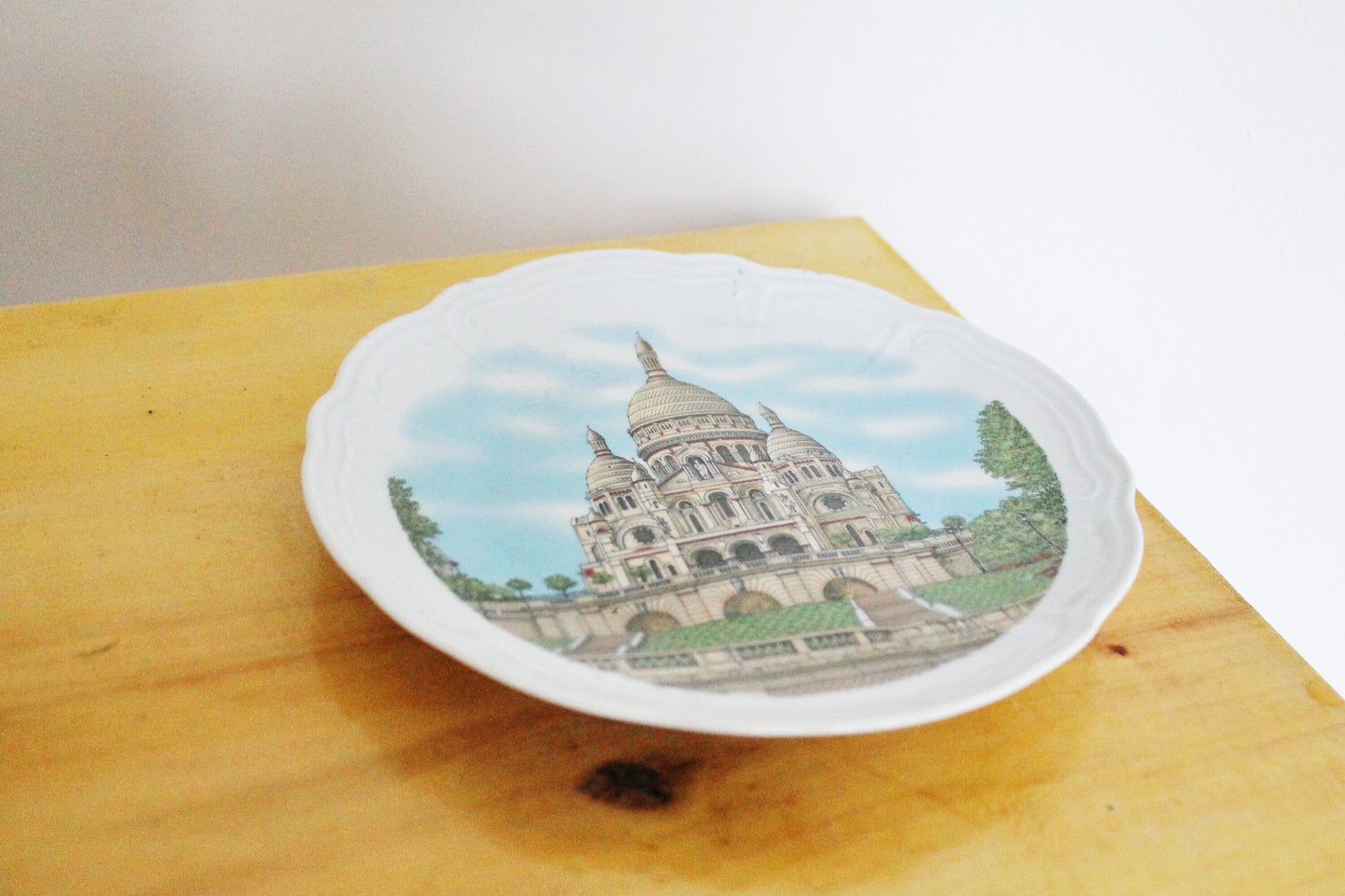 Vintage decorative porcelain wall plate 7.5 inches - Wunsiedel R Bavaria Plate - Germany 1970s