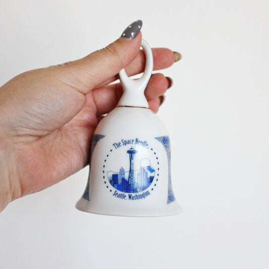 Vintage beautiful ceramic Bell - 5 inches - Seattle Space Needle - Seattle Souvenir - Washington Souvenir