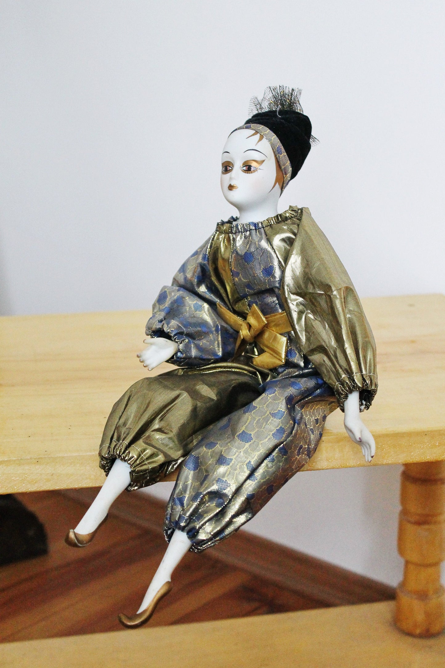 Vintage porcelain Venetian doll - Harlequin1 - 16 inches- collectible doll - porcelain doll - decor doll - 1980s