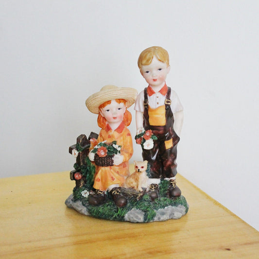 Vintage kids figurine made of gypsum - Sister and brother - 5.7 inches - vintage decor - Germany vintage - later 1980s