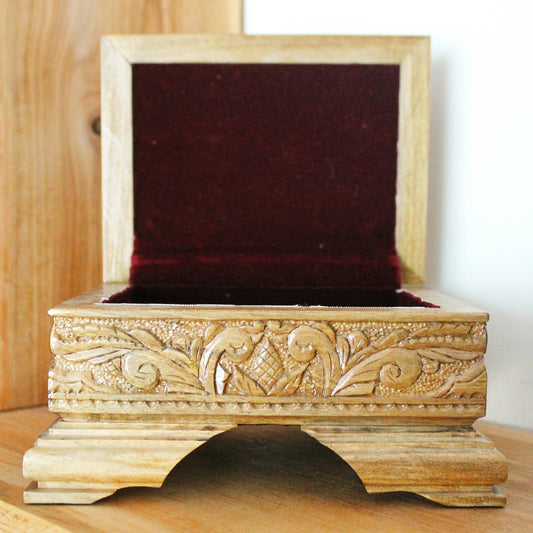 Vintage carved lacquer wooden box - made in Ukraine USSR vintage jewelry box - 1970s
