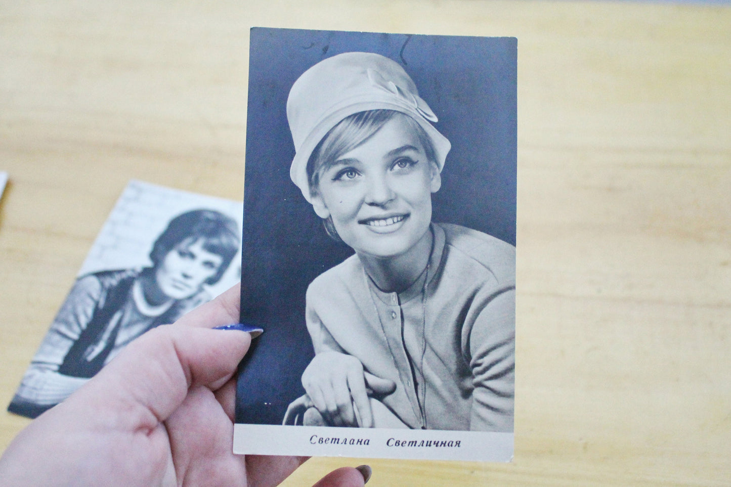 Set of 2 Vintage postcards with soviet actors - USSR - Soviet - collectible Cards - 2