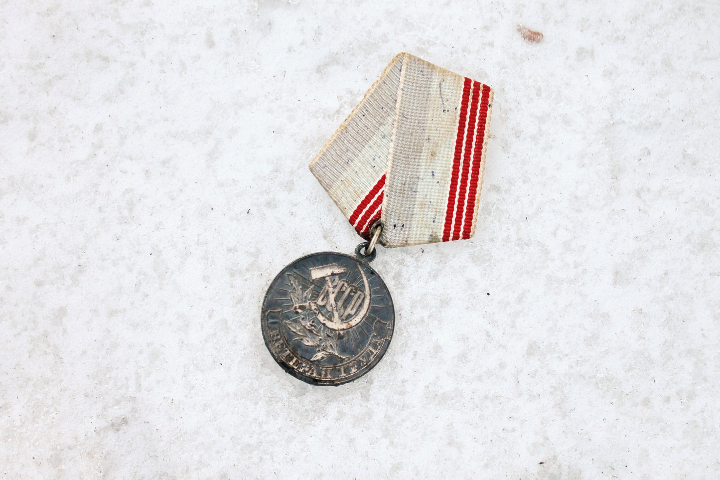 Vintage badge medal honored - Labor veteran - from Soviet Union, USSR - 1970s
