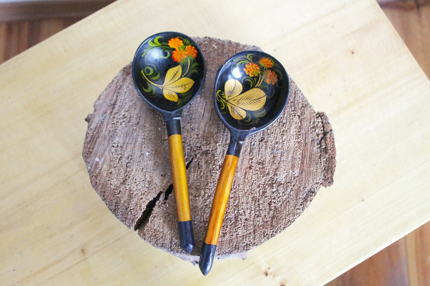 Set of 2 Vintage used Ukrainain wooden spoons. 1970s, hand painted - Soviet era - from the USSR, antique spoons - 1970s