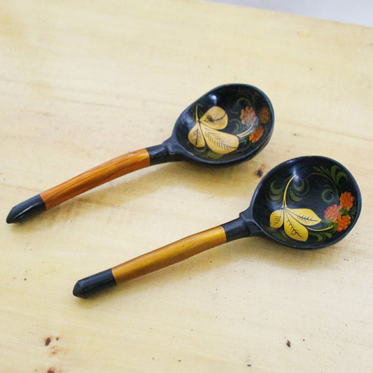 Set of 2 Vintage used Ukrainain wooden spoons. 1970s, hand painted - Soviet era - from the USSR, antique spoons - 1970s