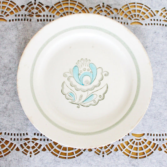 Beautiful vintage ceramic plate with with floral ornament - Budy Porcelain Factory 1950s - beautiful soviet ceramic plate