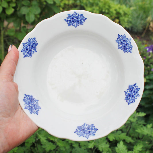 Vintage ceramic plate with blue flowers ornament 7.7 inches  - Korosten Porcelain Factory - beautiful ukrainian ceramic plate - 1960s