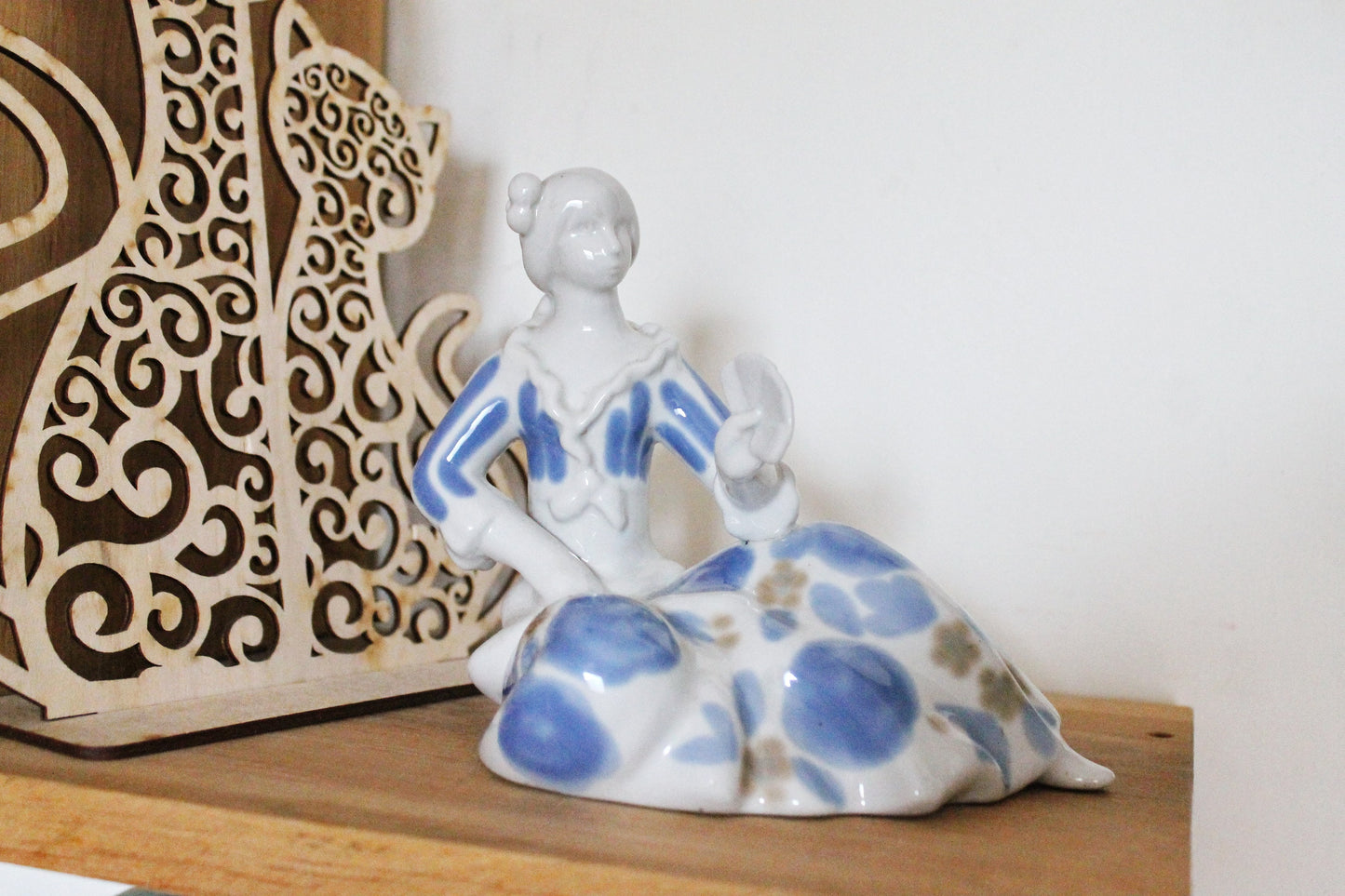 Vintage USSR porcelain figurine - "A Dancer girl with a fan" - Souvenir Statuette - Ukrainian style - 1970s