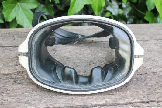 Vintage Scuba Diving Mask “Akvanavt”, Soviet Diving Mask, USSR Skuba Mask - 1970-1980s-1