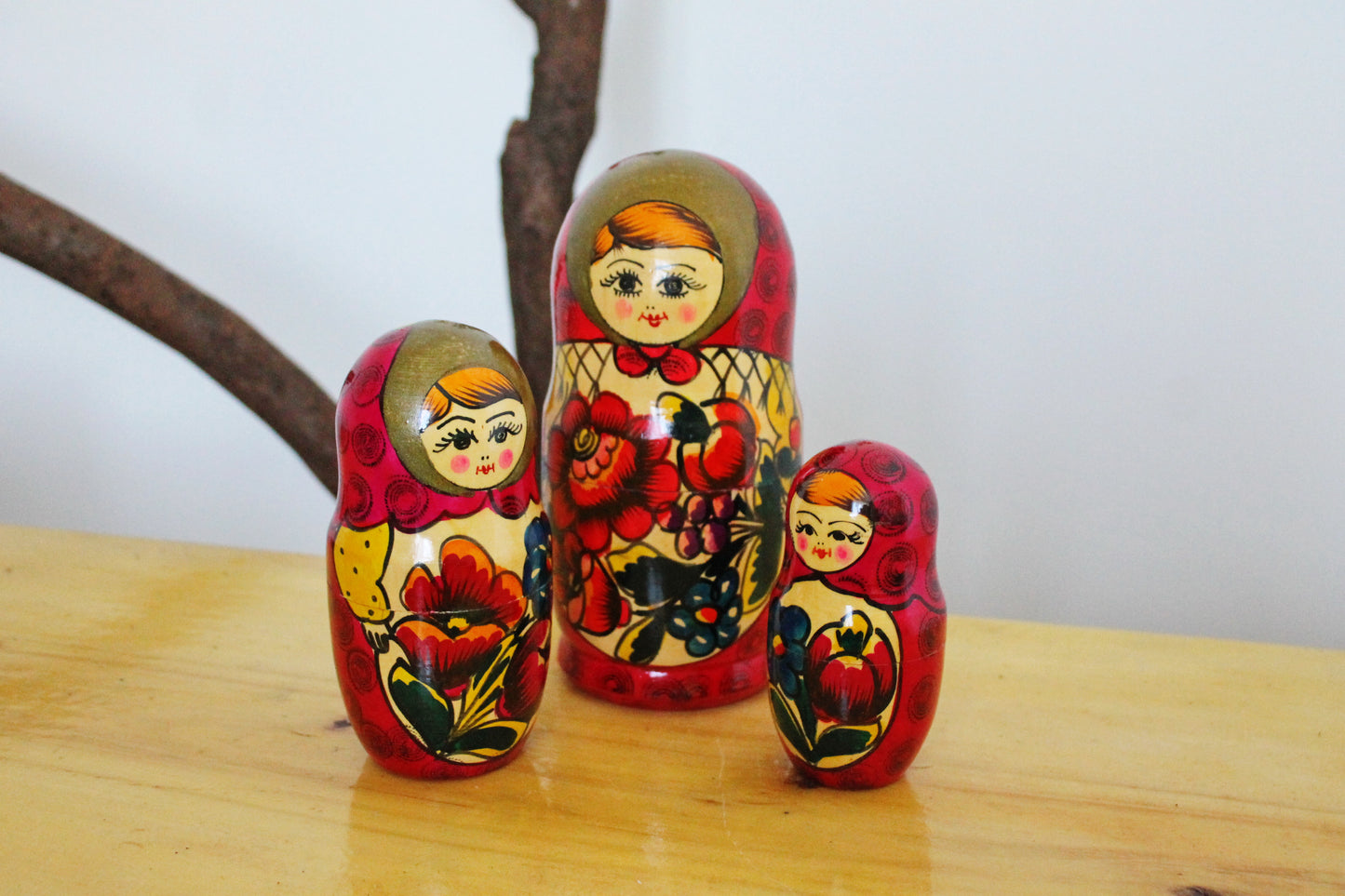 Vintage USSR Nesting dolls - 7.9 inches - USSR doll - Collectible doll - 1970s -Matryoshka