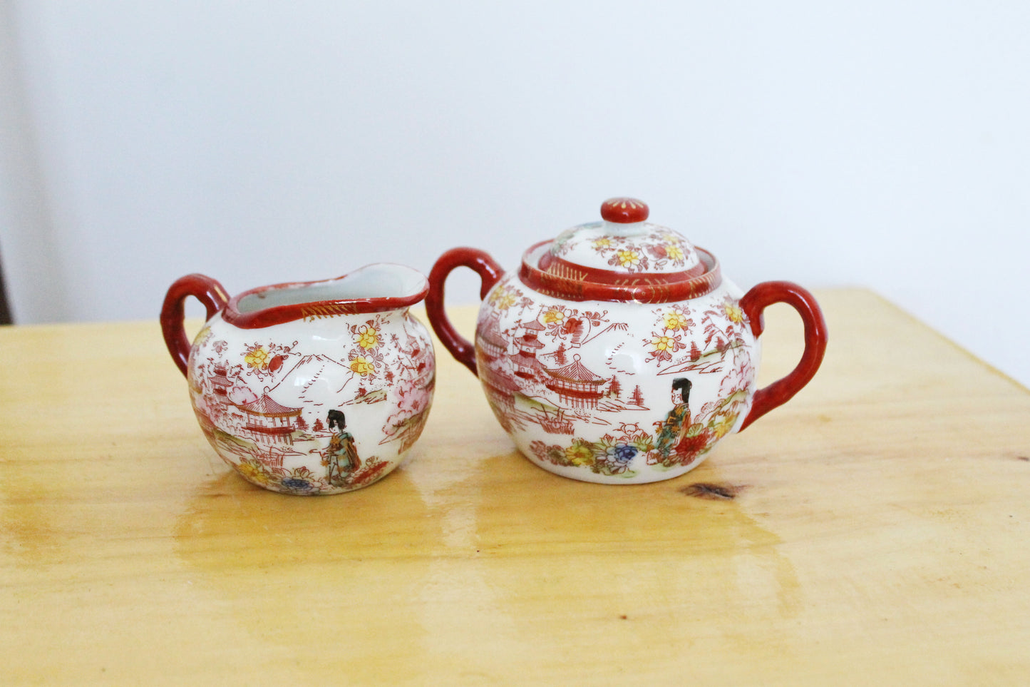 Beautiful oriental vintage ceramic set sugar bowl and creamer - 1980s