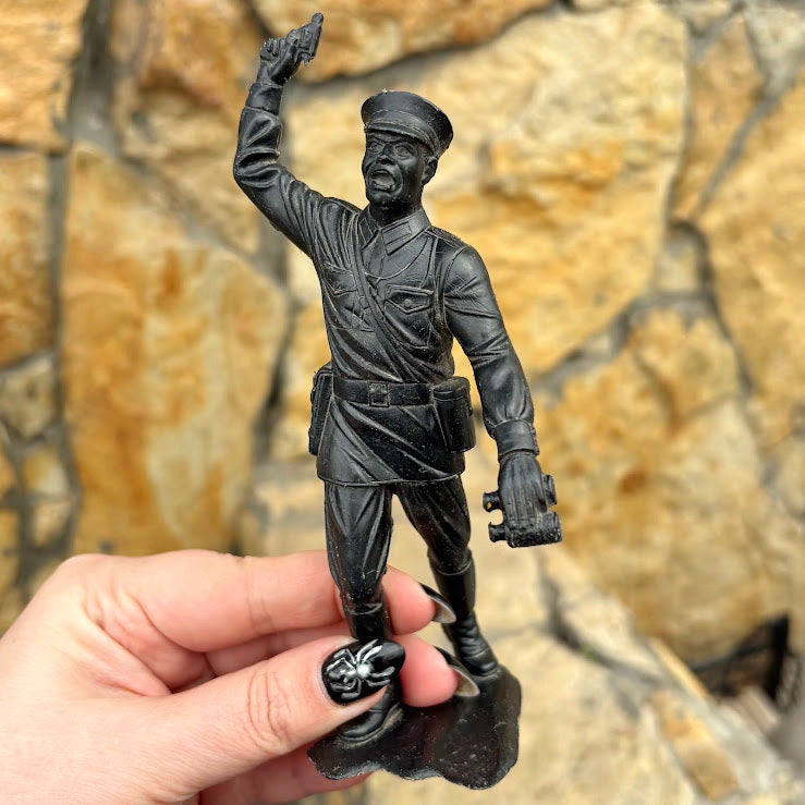 Vintage Soviet Border Guard Figurine – Black Plastic Soldier 16 cm - Collectible USSR Toy - Military-Themed Display Figure